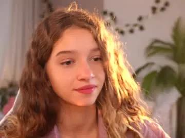 little_poetry on Chaturbate