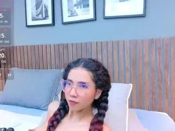 luna_roja25 on Chaturbate
