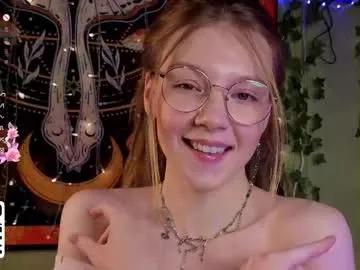 lyra_thenymph on Chaturbate