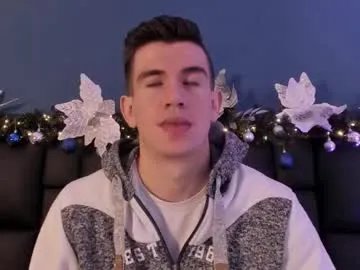 mikaelslow on Chaturbate