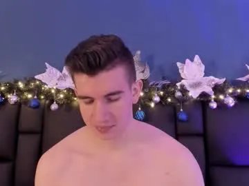 mikaelslow on Chaturbate