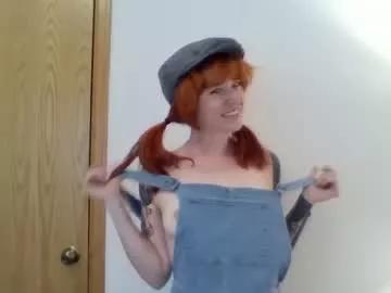 missmoonmagic13 on Chaturbate 