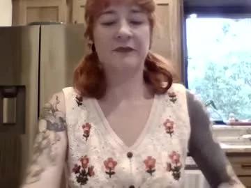 missmoonmagic13 on Chaturbate 