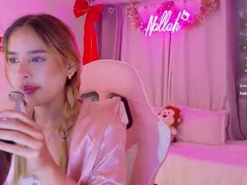 nallahh_ — GOAL: Sexy dance [91 tokens remaining] im so horny today,  make me yours I hope we are satisfied together, ready? | PVT / C2C SHOW OPEN #fetish #smalltits #18 #petite #feet