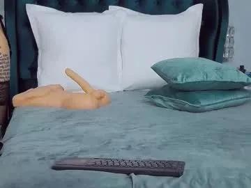 nataliacristal on Chaturbate 