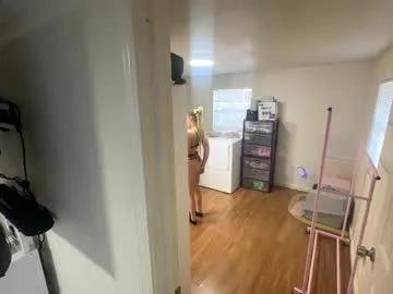 nymphomaticbaby on Chaturbate