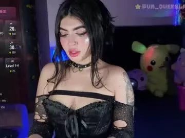 queenlamia on Chaturbate