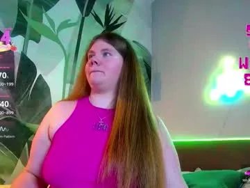 rubyvalen on Chaturbate