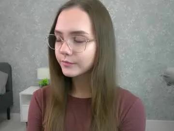 sara_whooops — Goal: Show and slap my ass in doggy! #teen #shy #18 #young #bigass [50 tokens remaining]