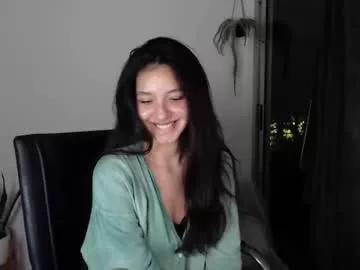 sophia_whispers on Chaturbate