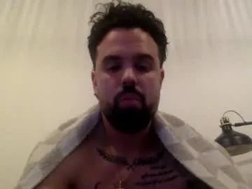 sourpineppleice on Chaturbate