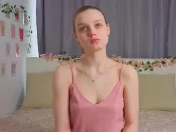 xiaobrunscheen — Goal:  Ride the pillow + my pussy is wet    Love/Hugs #new #skinny #18 #couple #shy [177 tokens remaining]