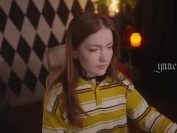 ynnenbrynn on Chaturbate 