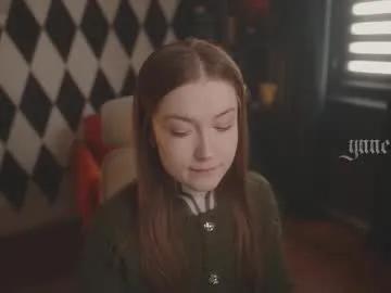 ynnenbrynn —  Hi! lovense is on| /menu on  // GOAL: topless [300 tokens left] #tattoo #redhead #smalltits #twerk #heels