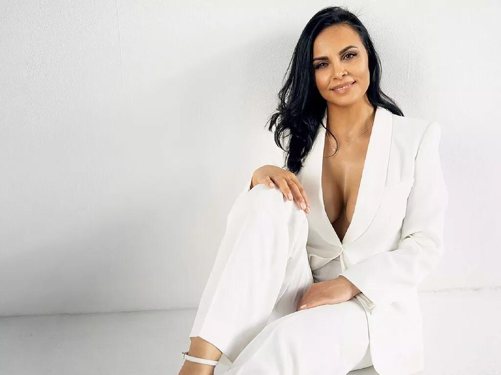 AngelinaKunis's avatar