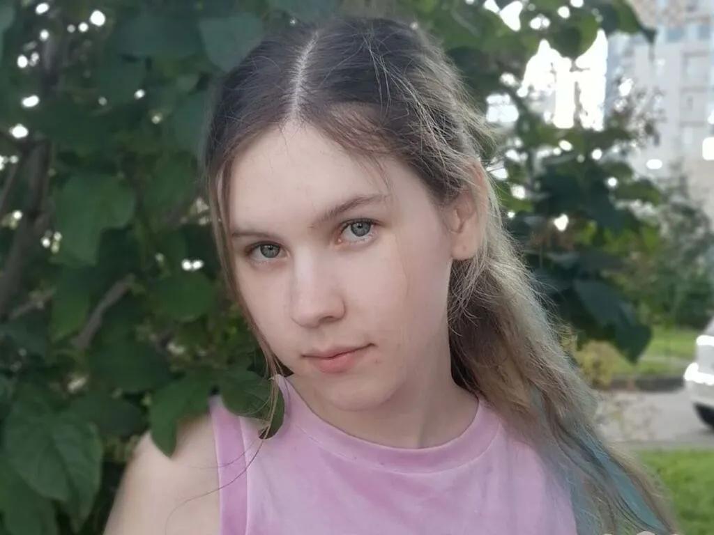 DeidreSarin's avatar